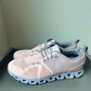 Women’s On cloud running shoe